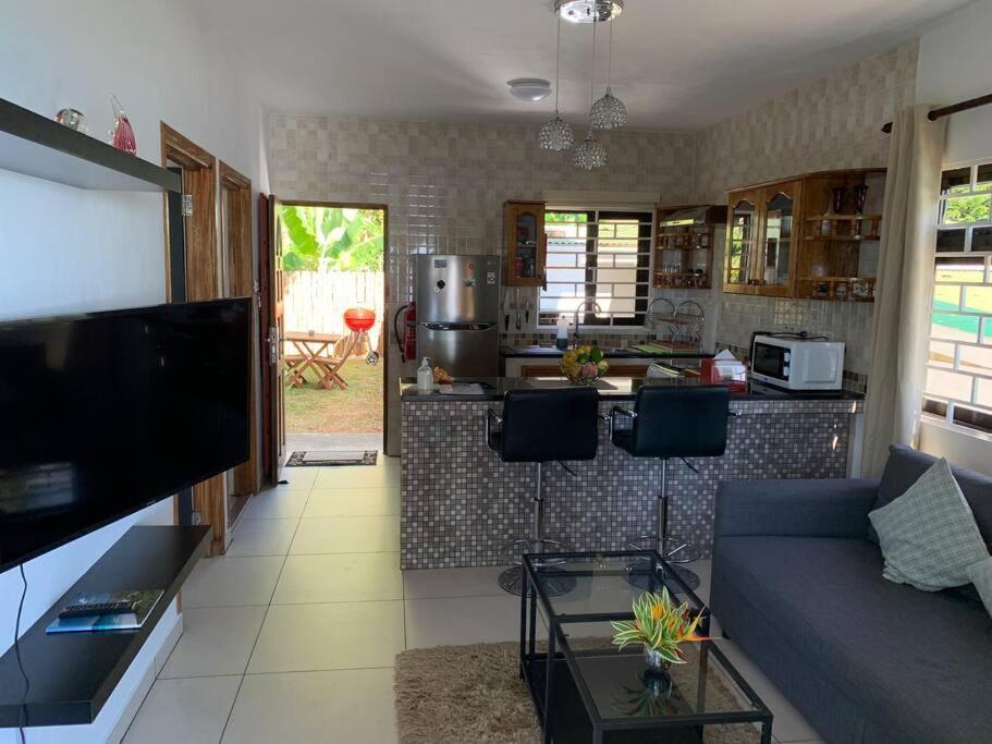 Crystal Apartments Seychelles Seaview Ground Floor Glacis  Dış mekan fotoğraf