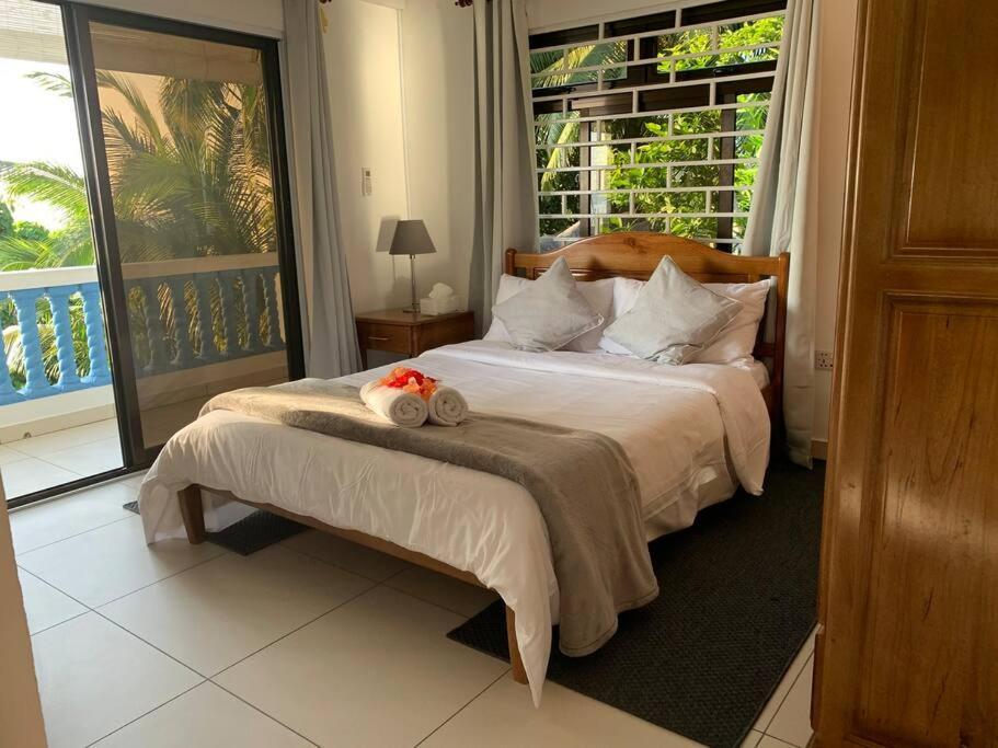 Crystal Apartments Seychelles Seaview Ground Floor Glacis  Dış mekan fotoğraf